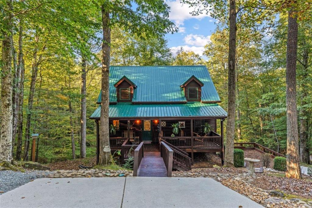 169 Elba Court — photo