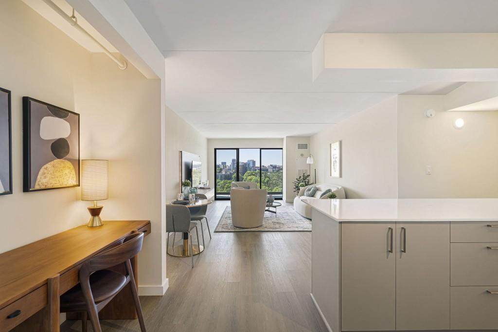2460 Peachtree Road NE Unit 201 — photo