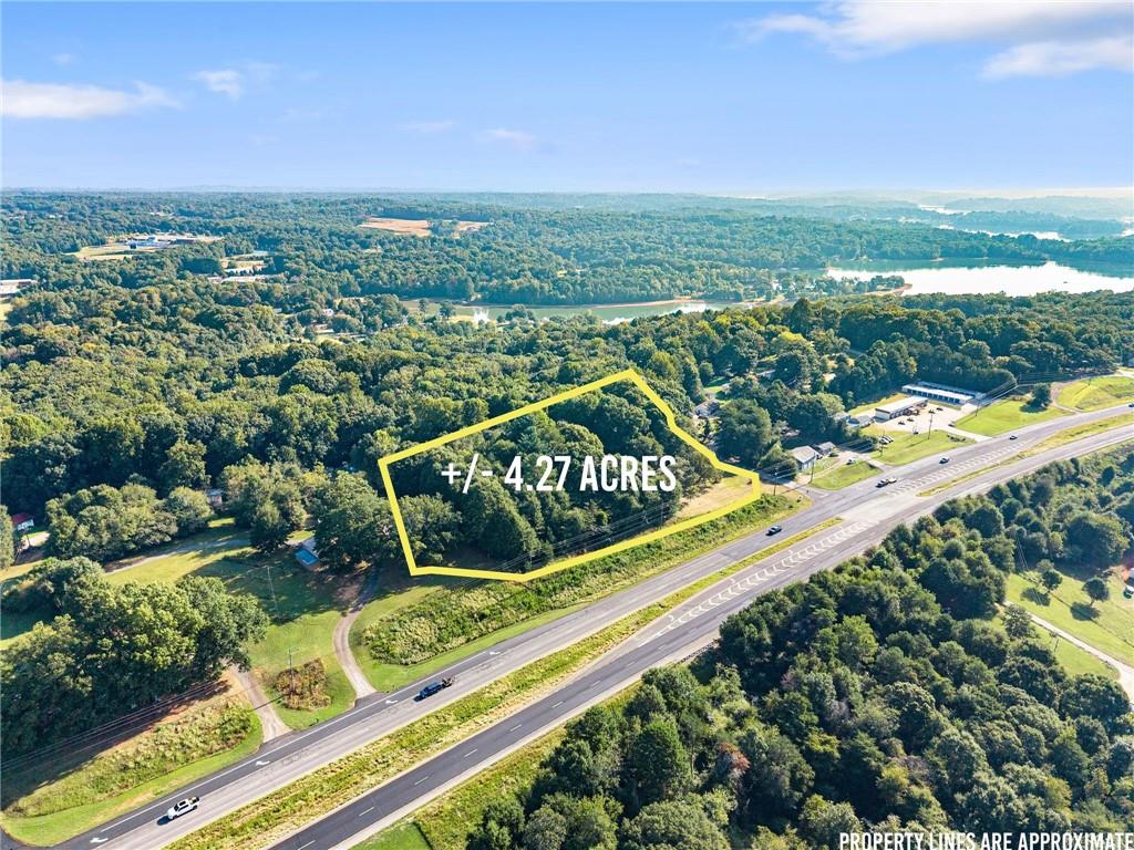 2520 Dawsonville Highway — photo