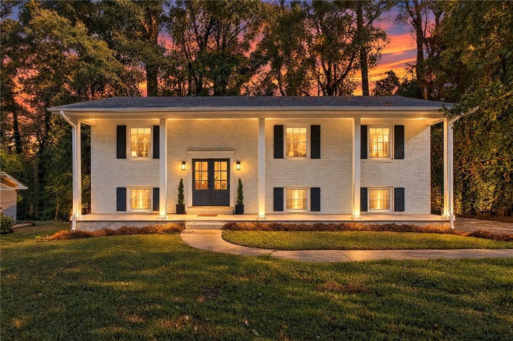 2131 Chevy Chase Lane — photo