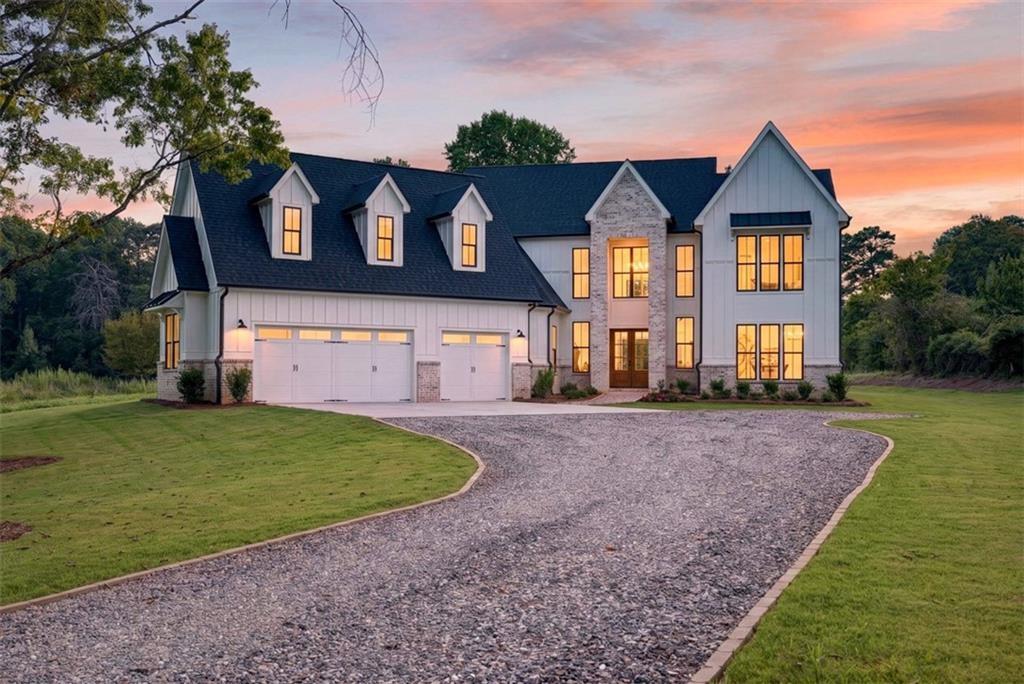 3410 Tate Lane — photo