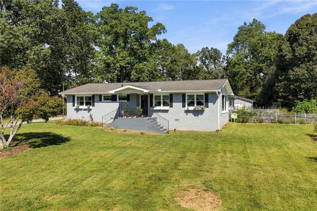 142 Collett Drive — photo