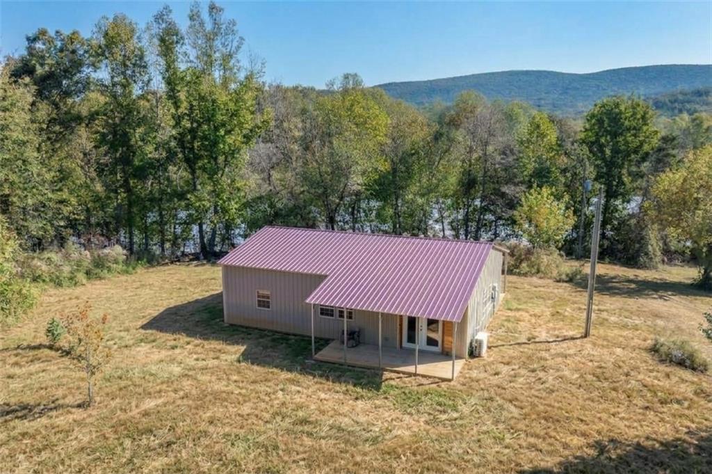 7930 Henderson Mountain Road — photo