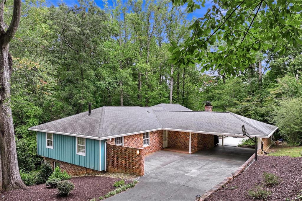 1060 Cumberland Valley Road — photo