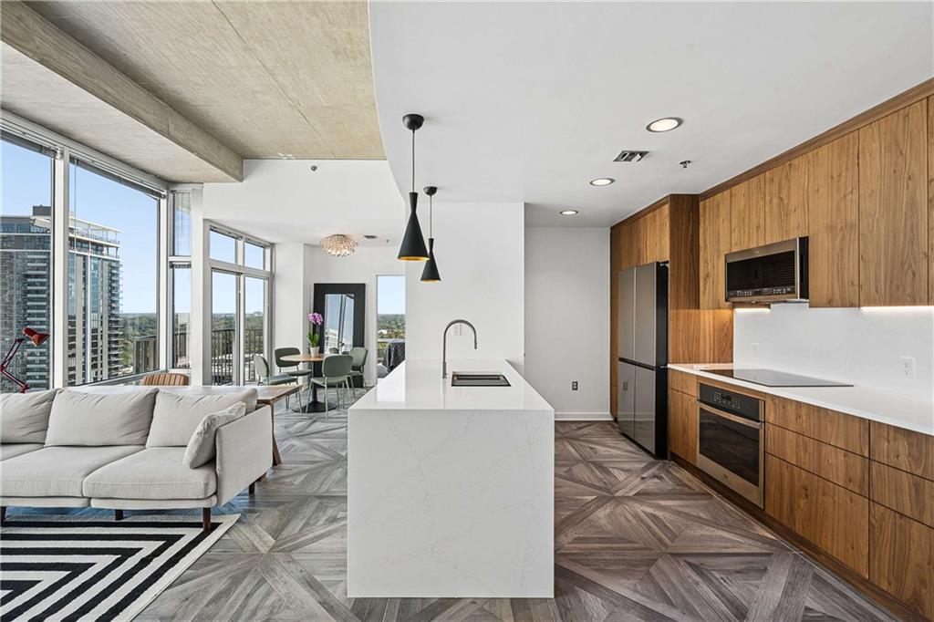 943 Peachtree Street NE Unit 1618 — photo