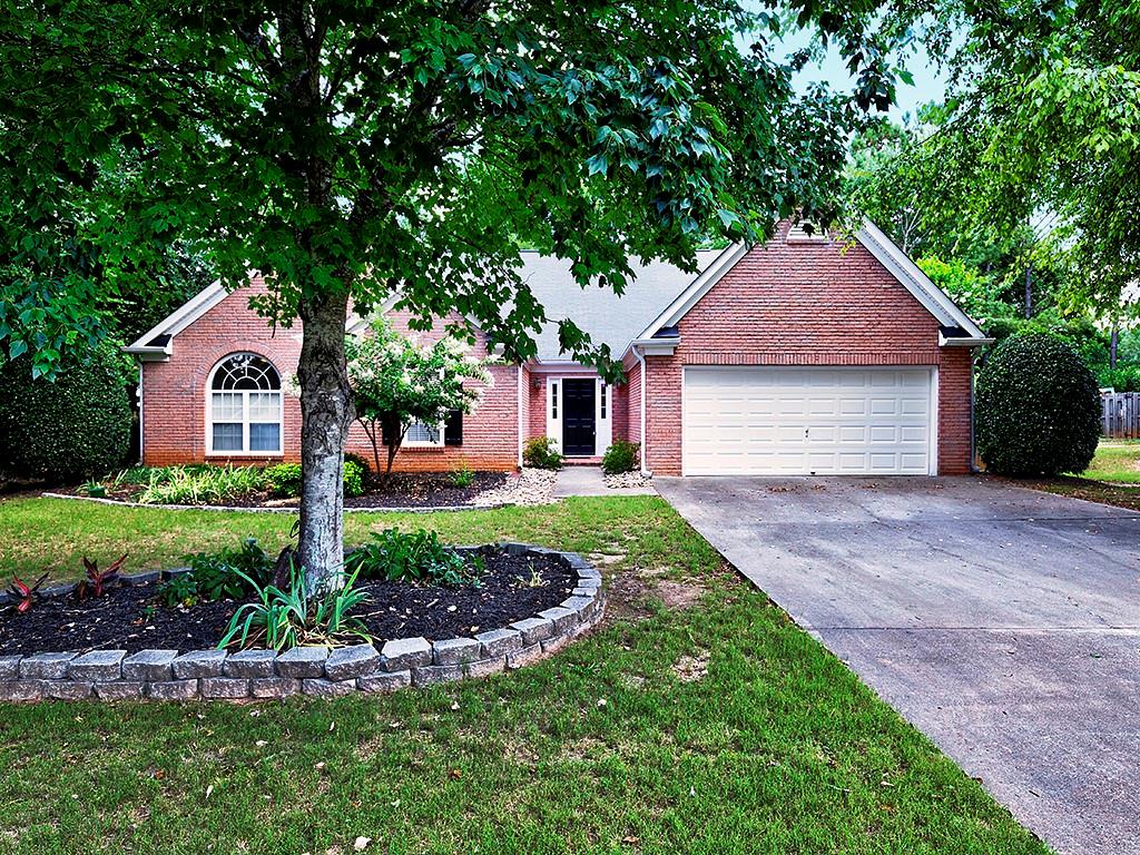 570 Olde Lauren Court — photo