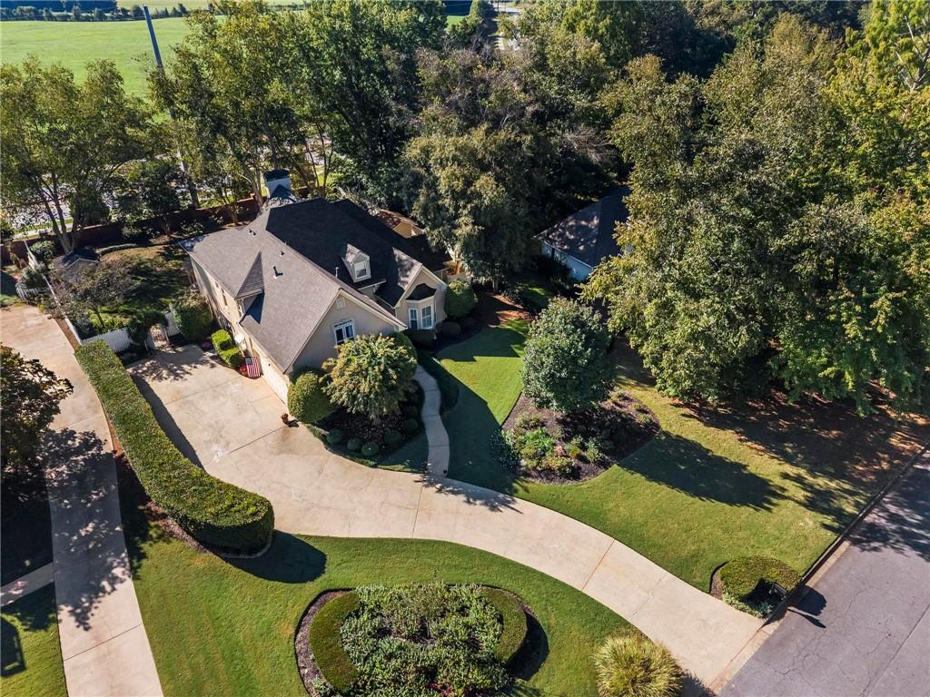 420 Clubfield Drive — photo