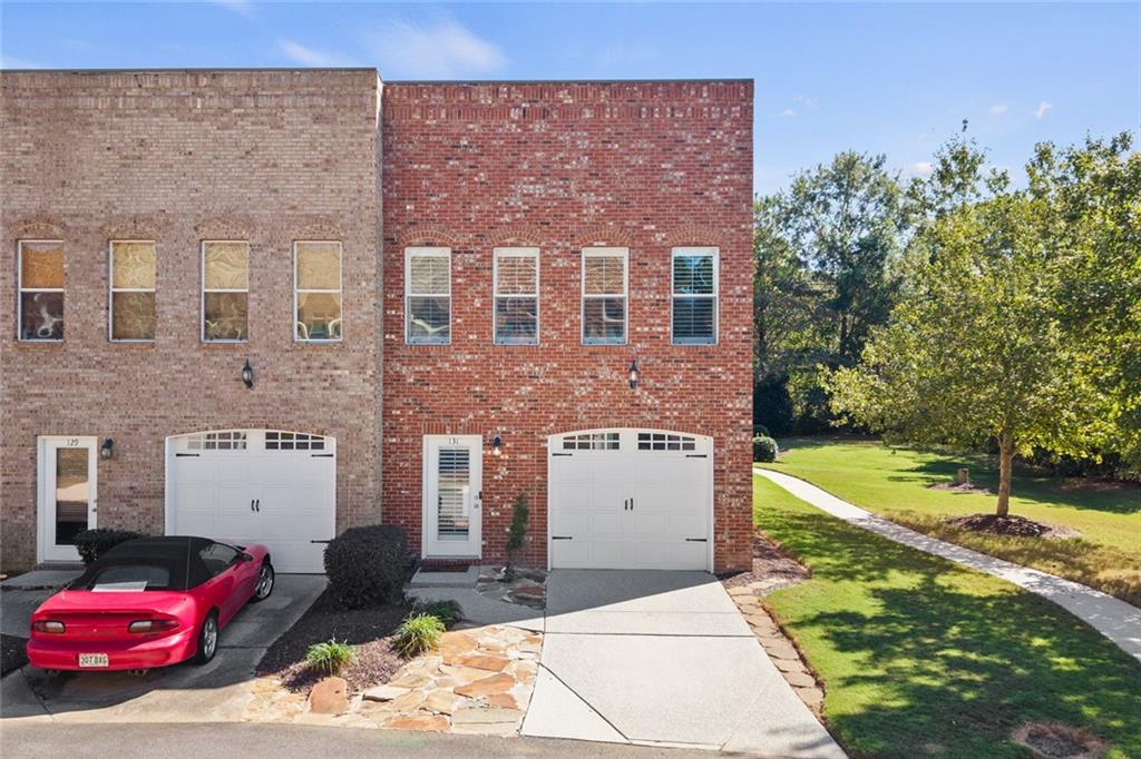 131 Riverwatch Court — photo