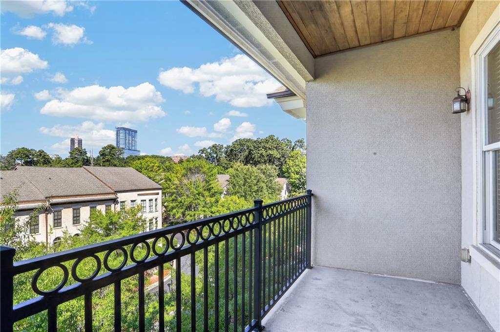 3635 E Paces Circle NE Unit 1410 — photo