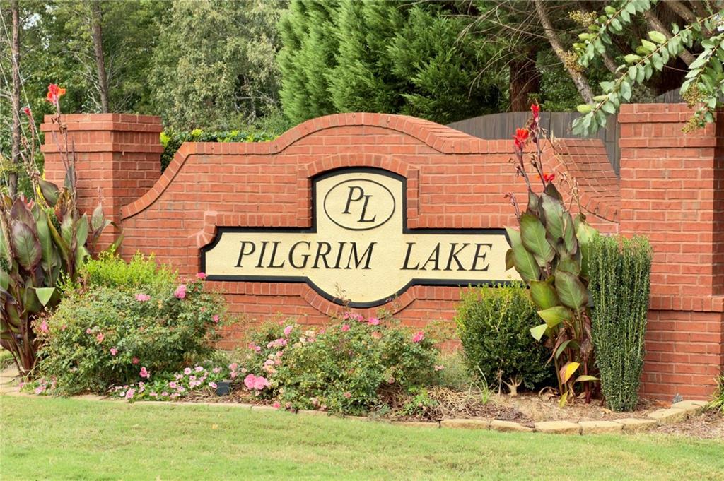 1315 Pilgrim Lake Drive — photo