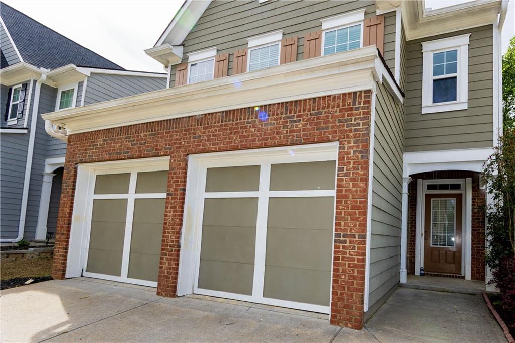 5815 Weddington Drive — photo