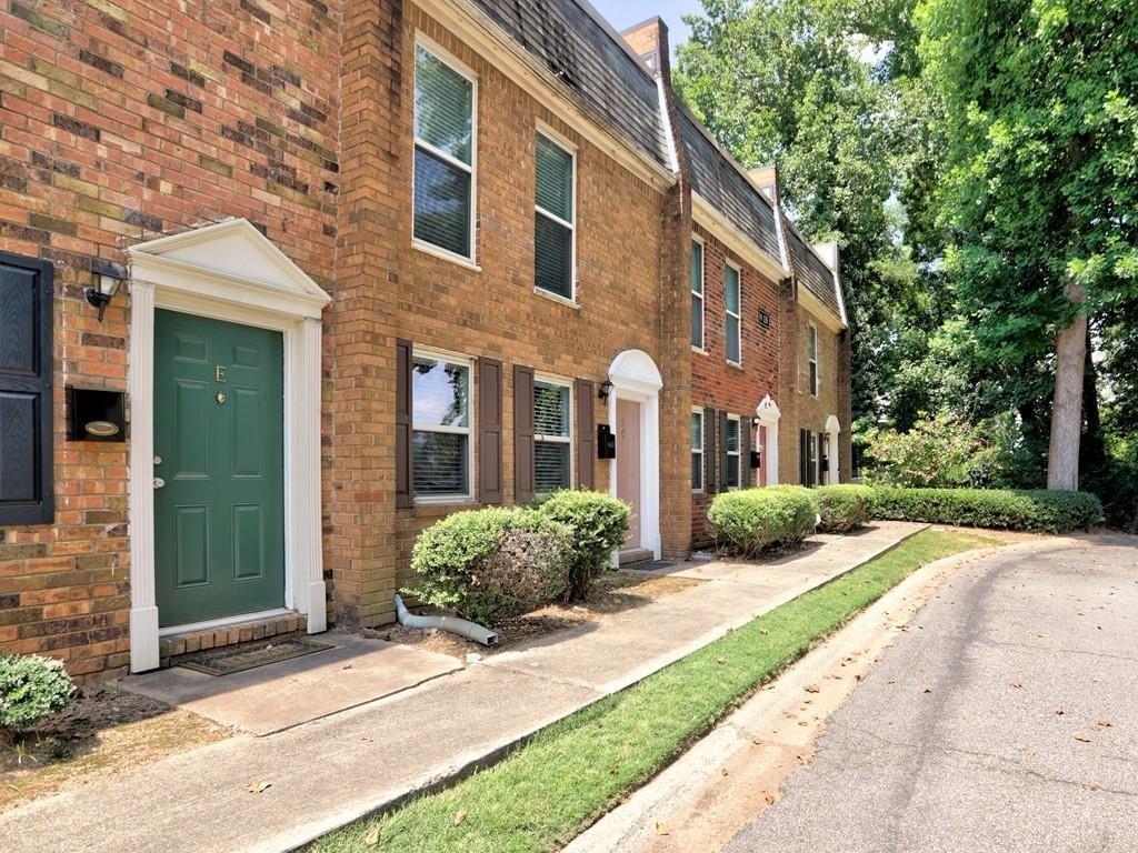 135 N River Drive Unit F — photo