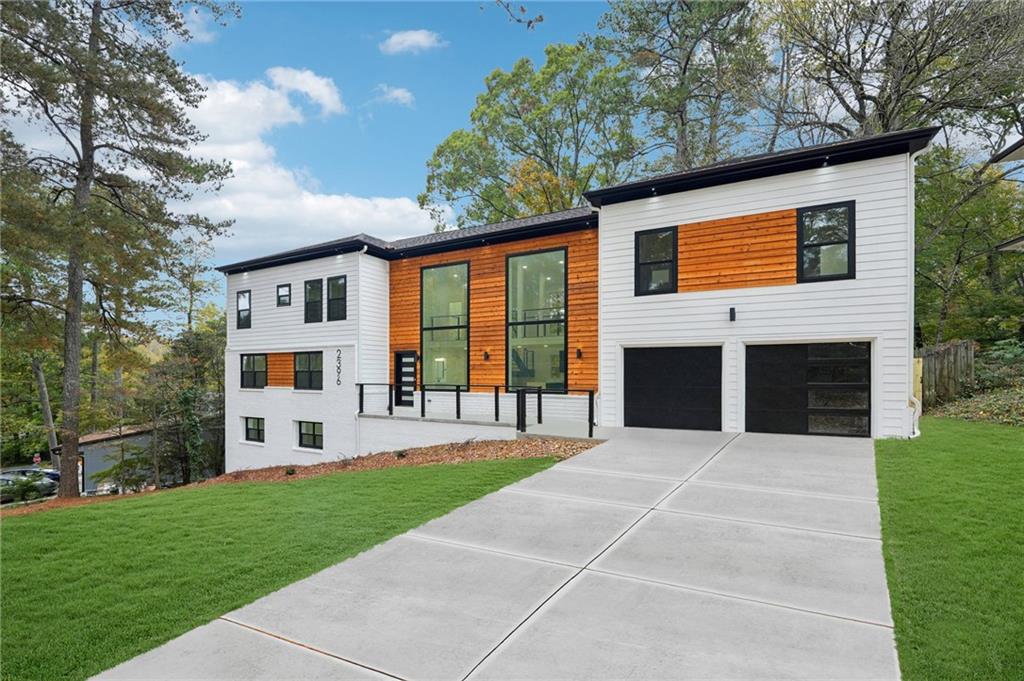 2396 Sunset Drive NE — photo