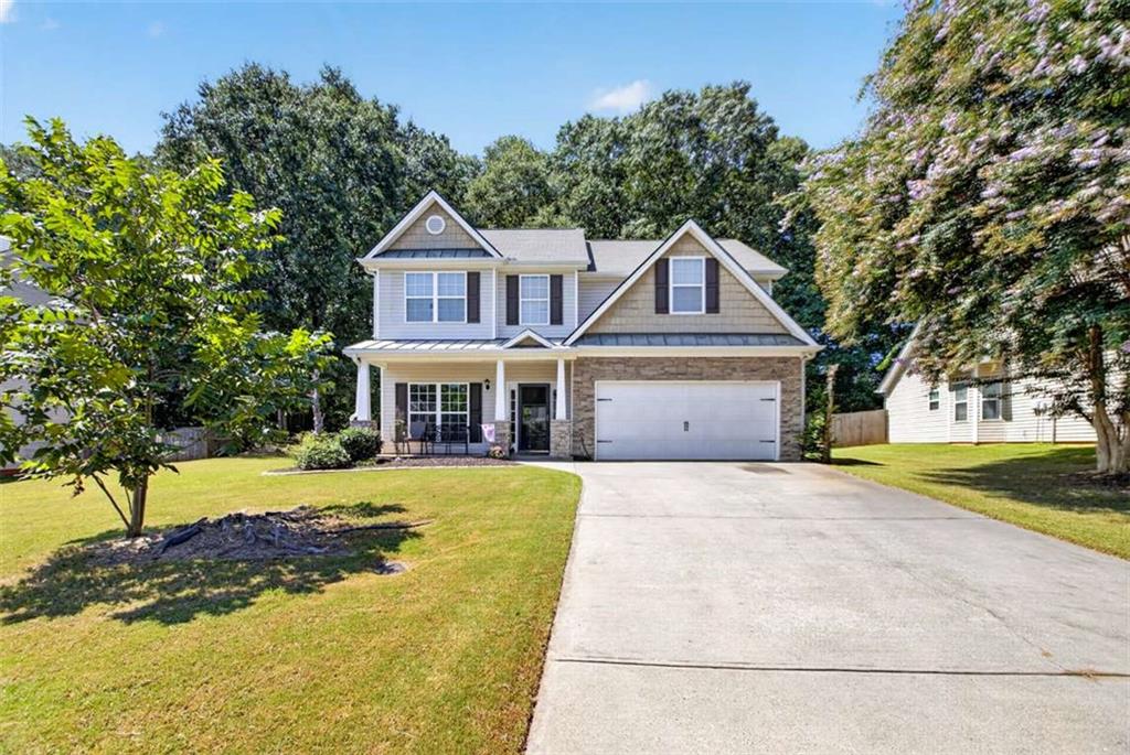 35 Amherst Drive — photo