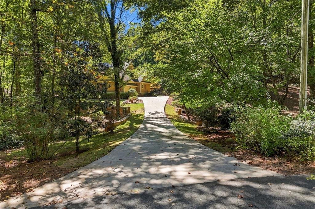 2131 Old Orchard Lane — photo