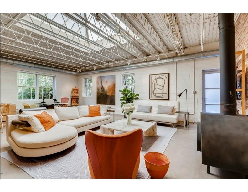 1933 Mclendon Avenue NE Unit C — photo