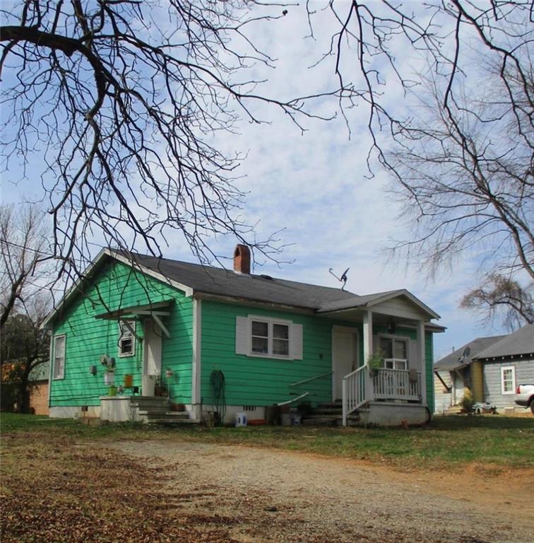 7 Jones — photo