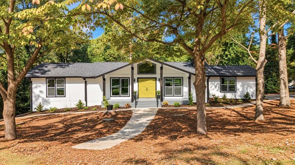 5303 Raintree Circle — photo