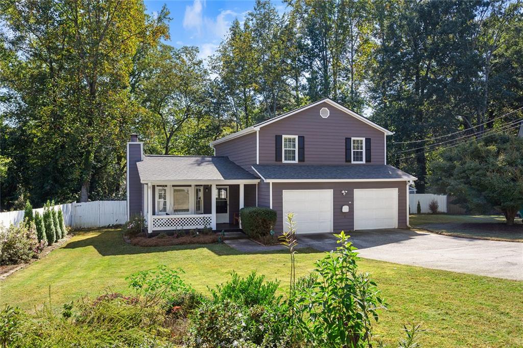 1025 Natalie Lane SE — photo