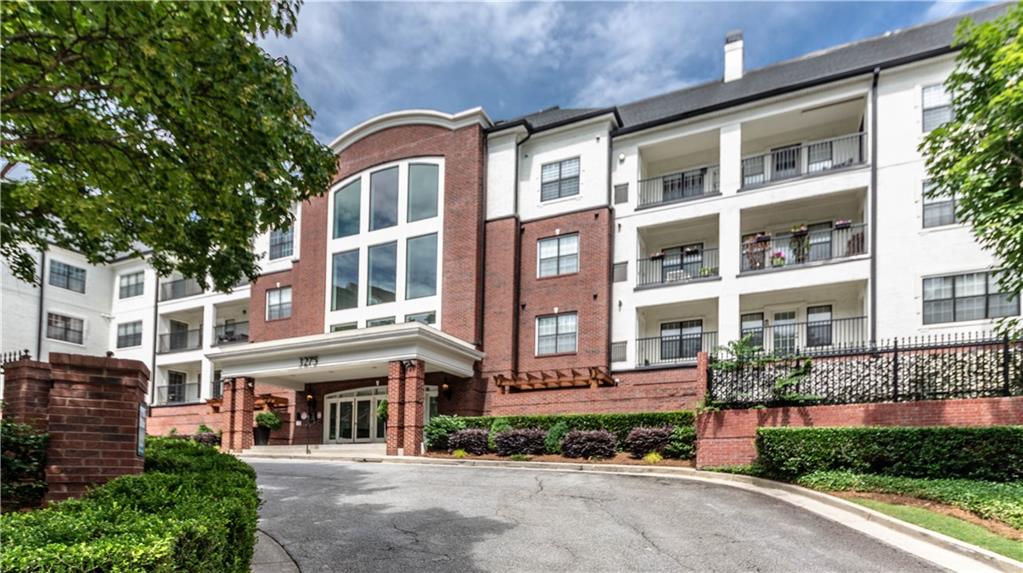 3275 Lenox Road NE Unit 413 — photo