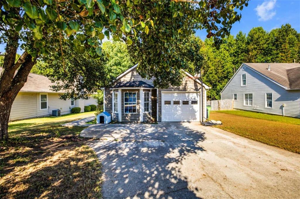 1286 Waterton Trail — photo