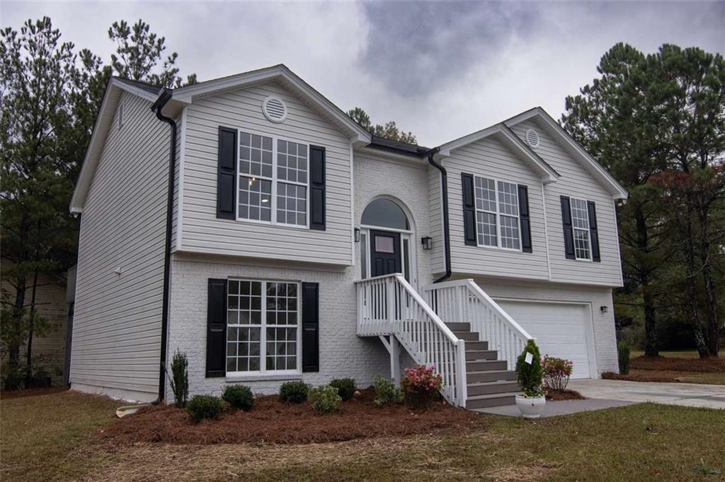 111 Pinkston Court — photo