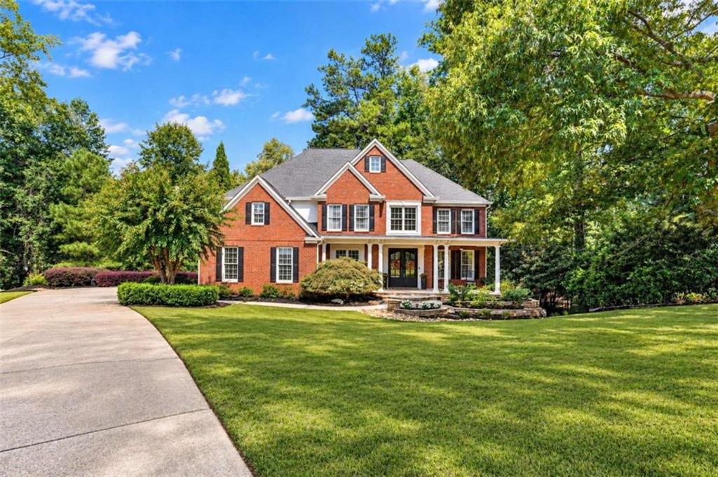 335 Chickering Lake Court — photo