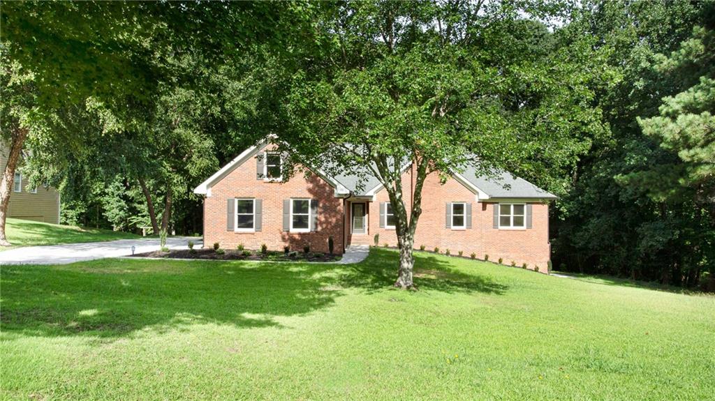 1055 Windridge Drive — photo