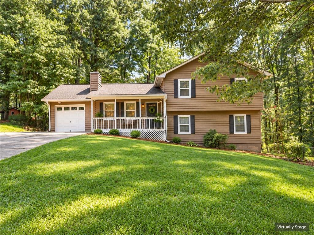 1501 Fieldrock Court — photo