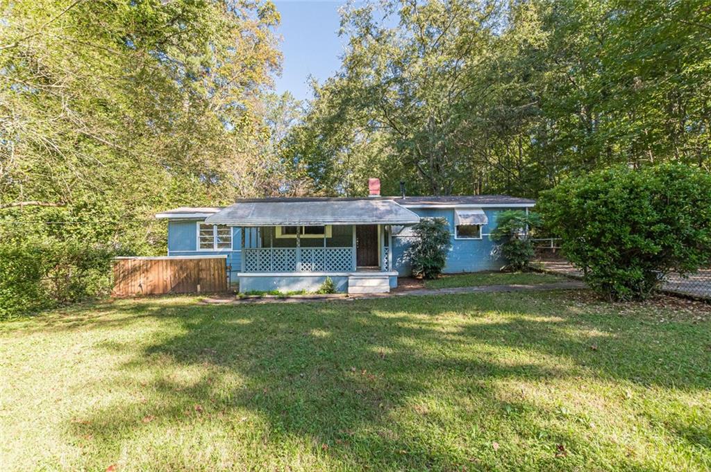 5749 Pinecrest Road — photo