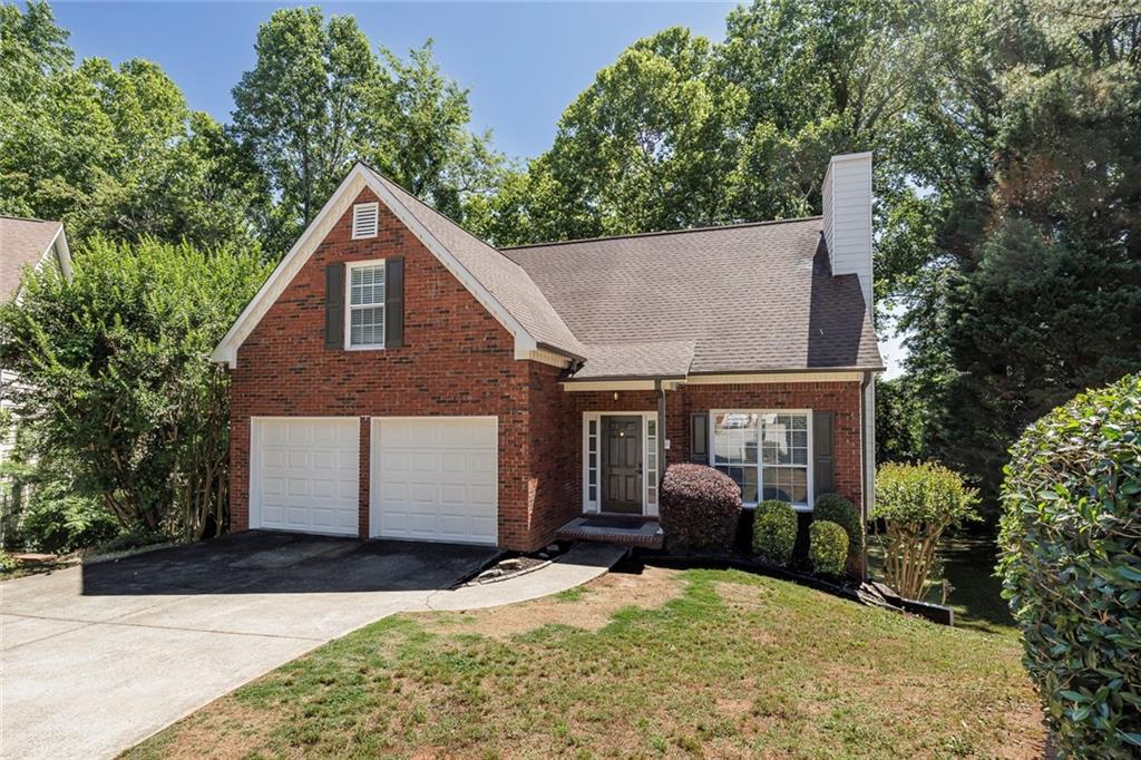 4704 Vineyard Court SE — photo