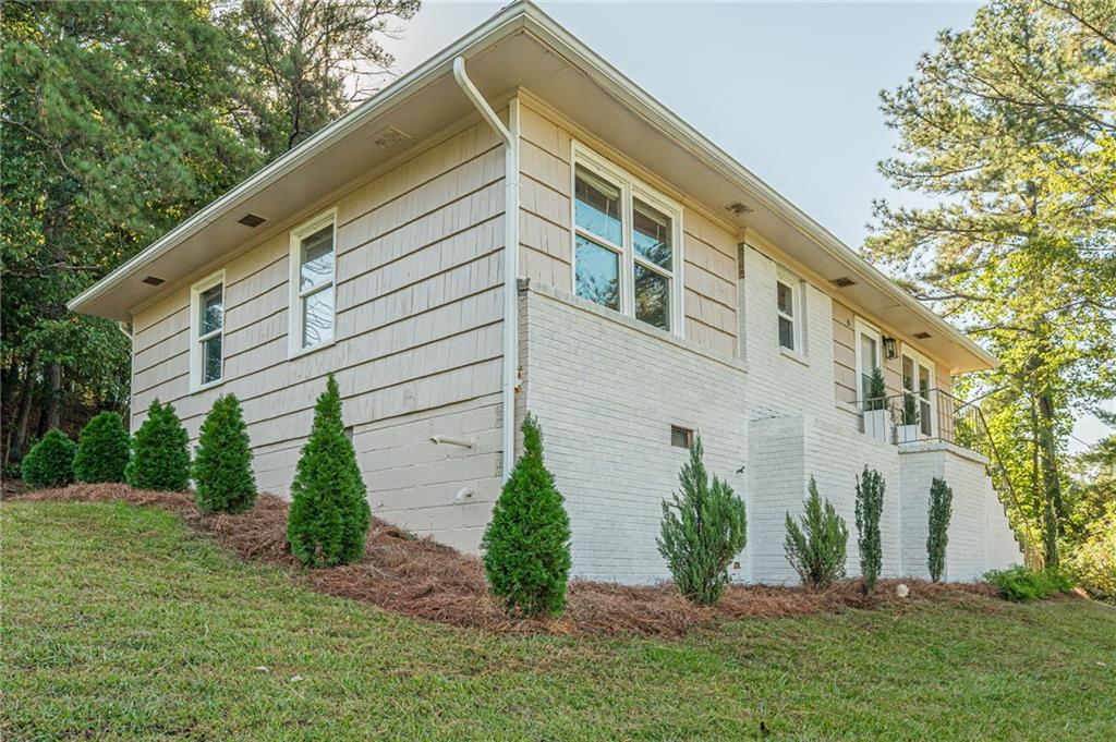 470 Barnes Mill Drive — photo