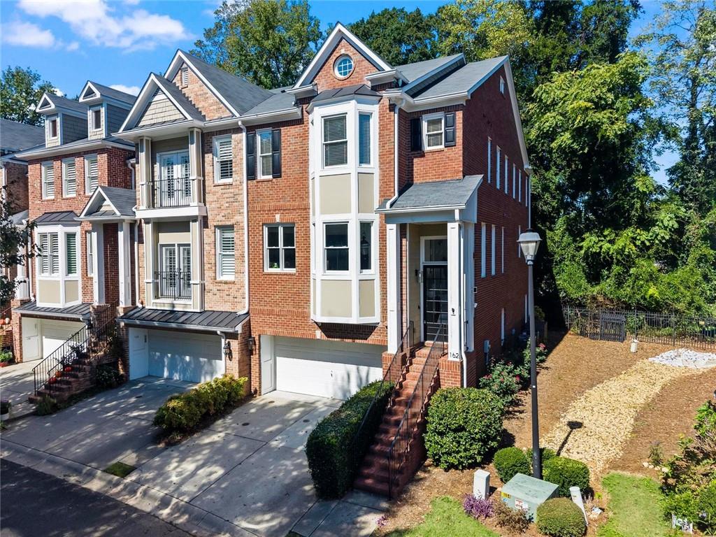 162 McLaren Gates Drive NW — photo