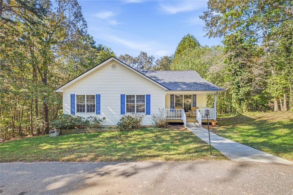 355 Royal Oaks Lane — photo