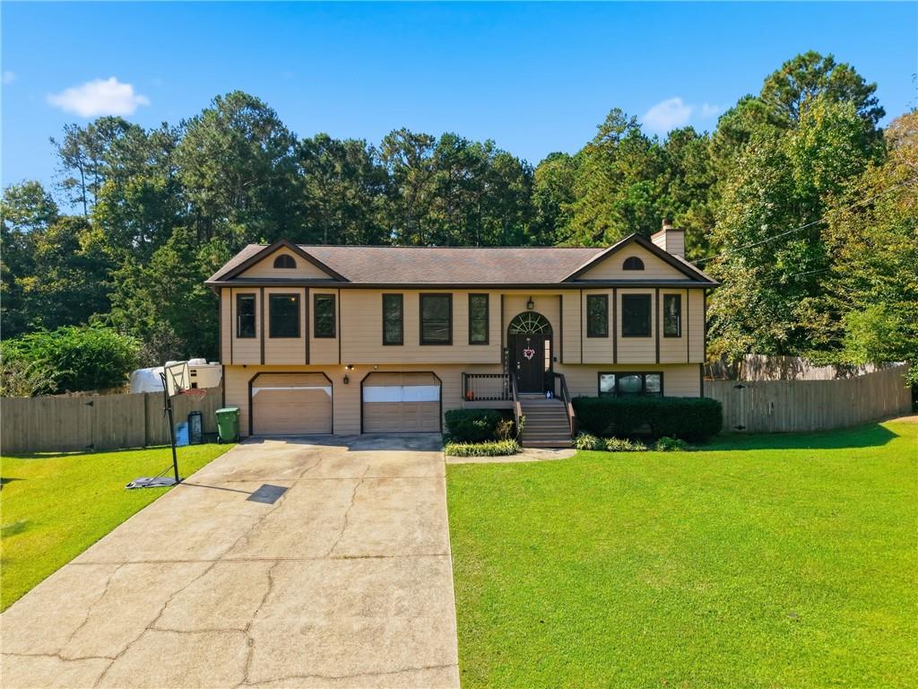 1490 Chalet Circle — photo