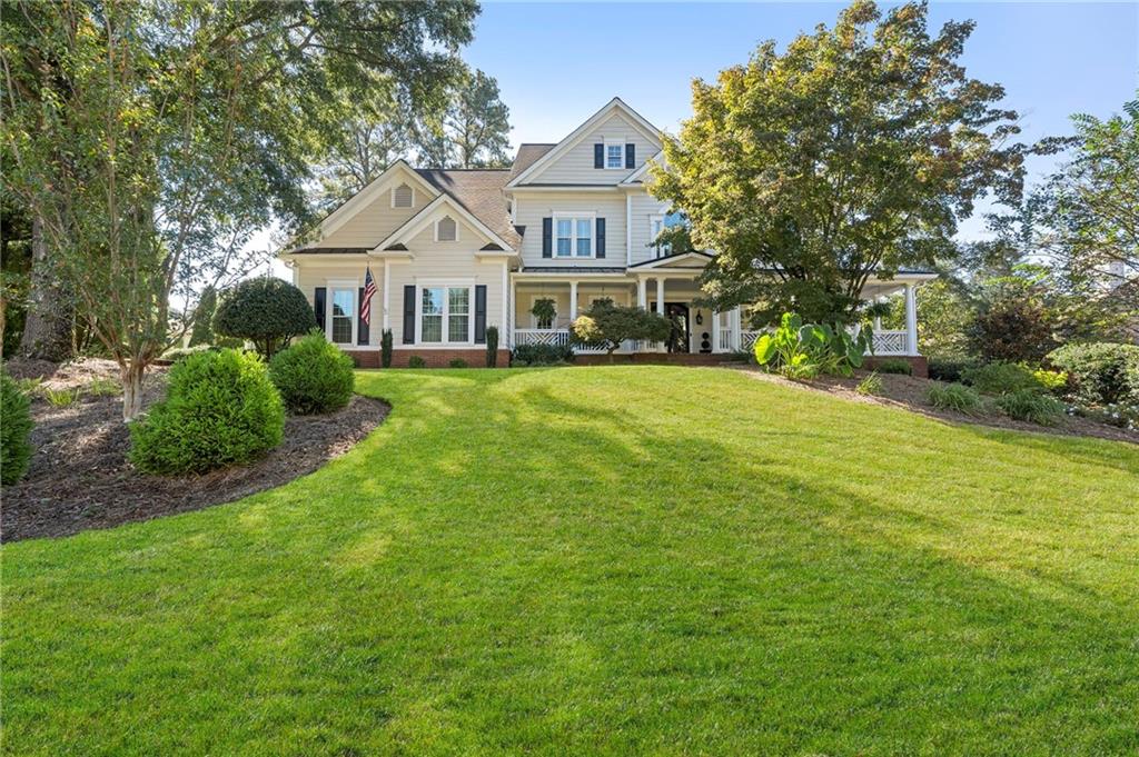 2057 Fairhill Lane NW — photo