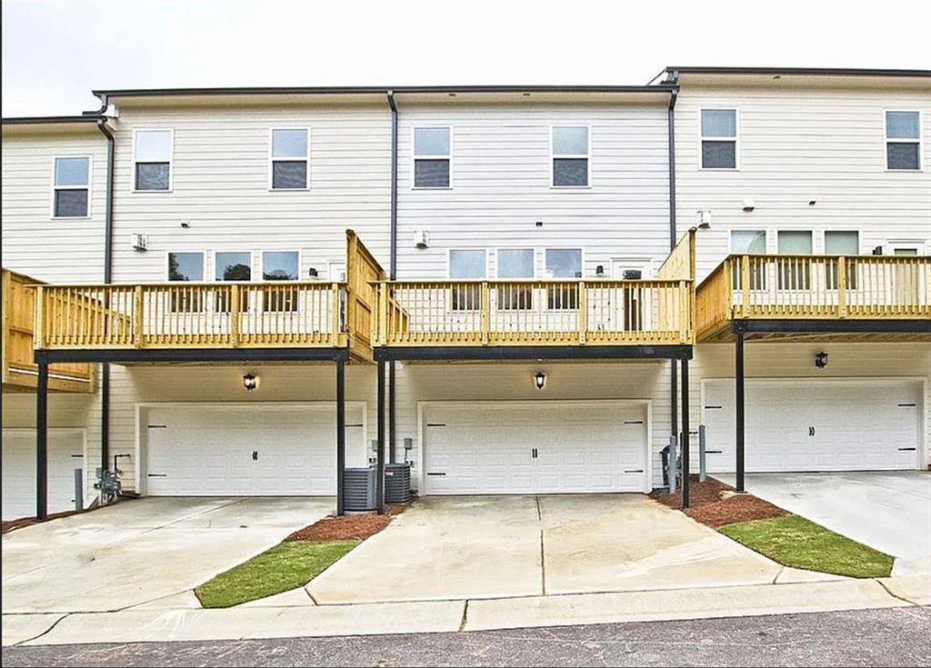 1613 Falcon Crest Way, Atlanta, GA 30032 — photo 2