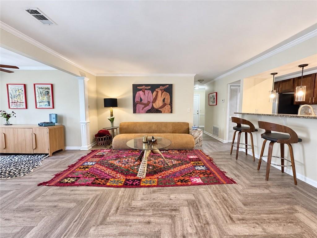 1538 Chantilly Drive NE Unit 212 — photo