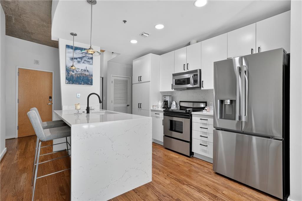 943 Peachtree Street NE Unit 1602 — photo