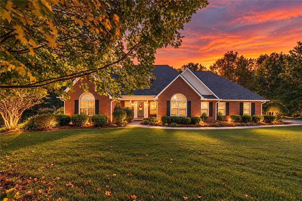 2289 Cedar Lake Drive — photo