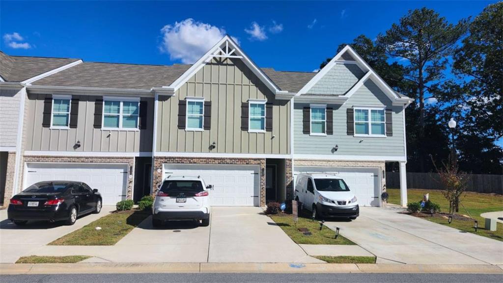 11692 Mendenhall Court — photo