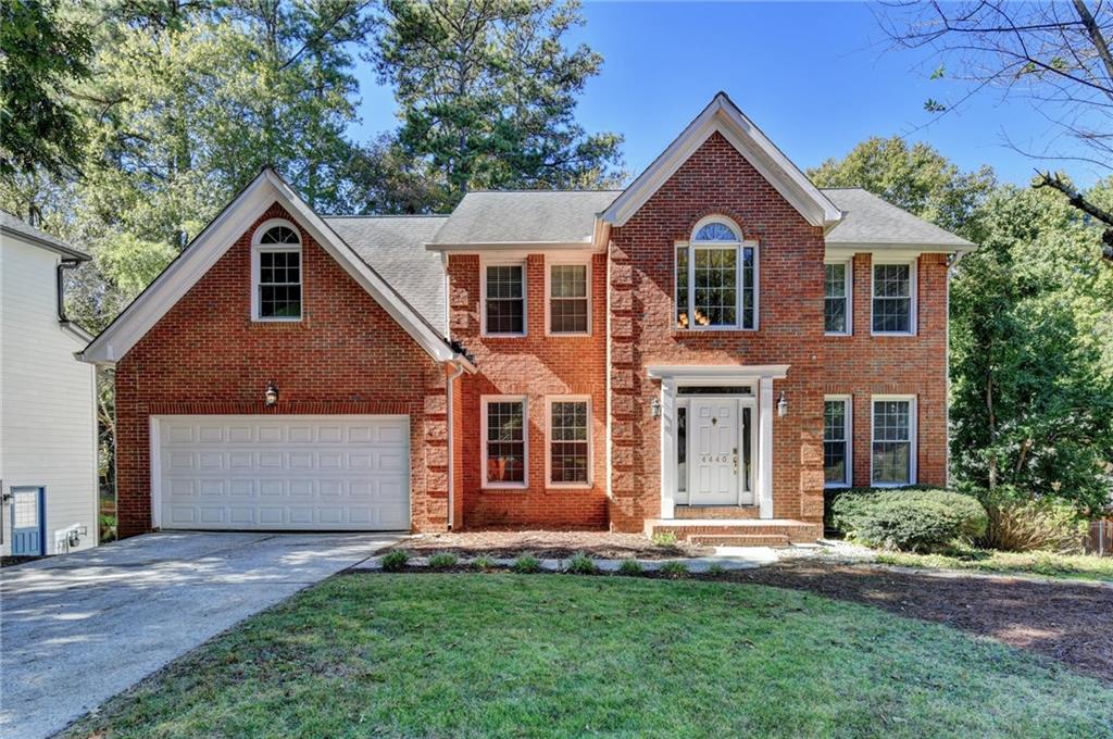 4440 Pinehollow Court — photo