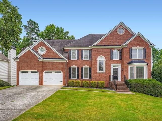 2478 Saluda Drive NW — photo