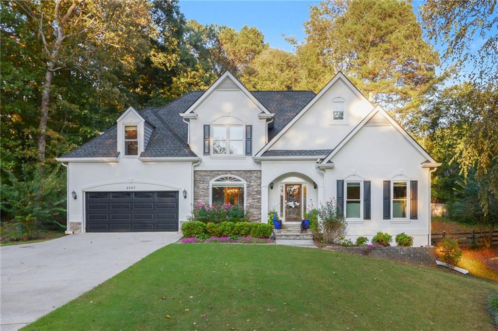 2567 Breton Court — photo