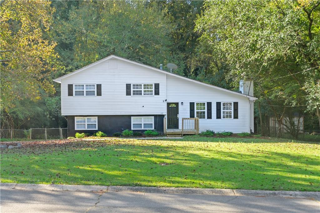 125 Meadowcliff Circle — photo