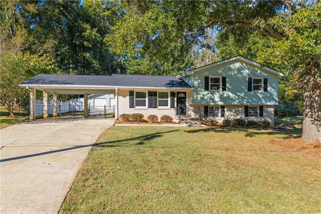 7425 Rountree Drive — photo