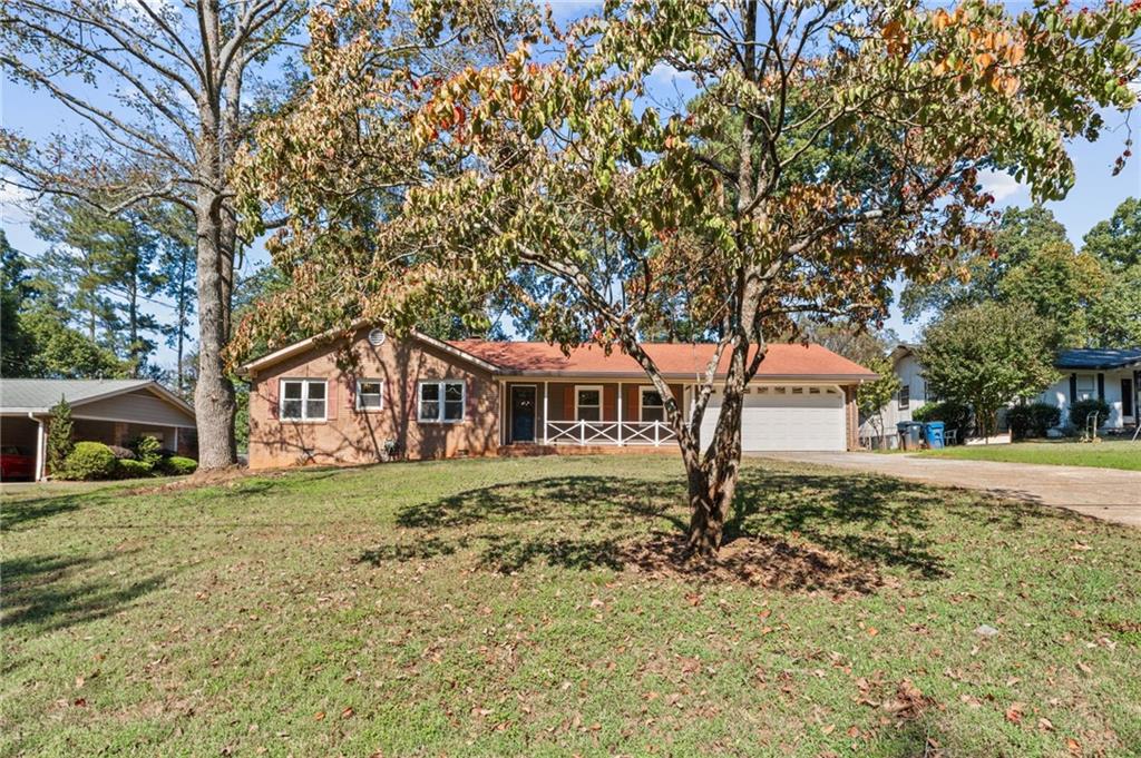2580 Due West Circle NW — photo