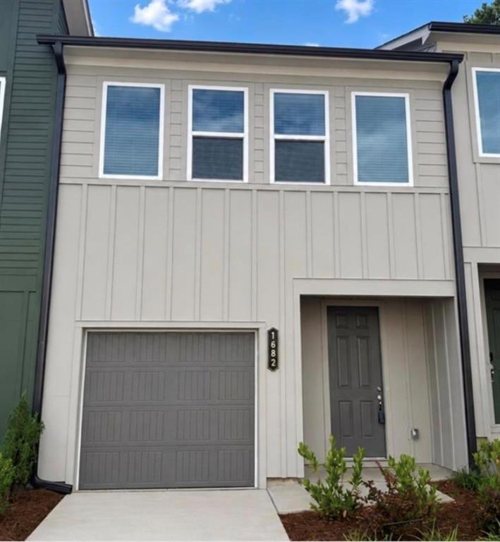 1682 Hannah Terrace NW — photo