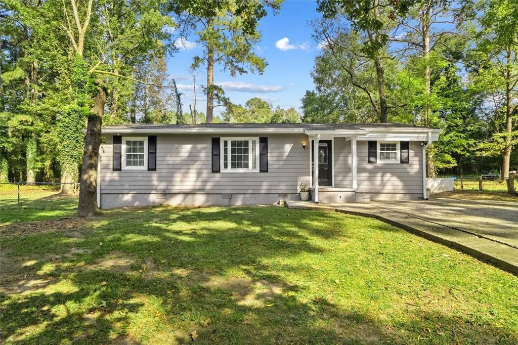 30 Pinecrest Drive NW — photo
