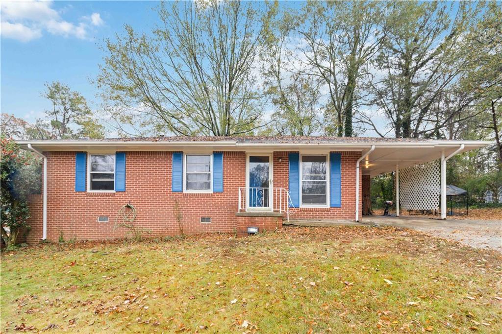 913 Longleaf Drive — photo